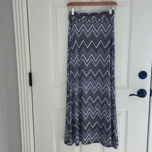 Diosa Maxi Skirt Size M